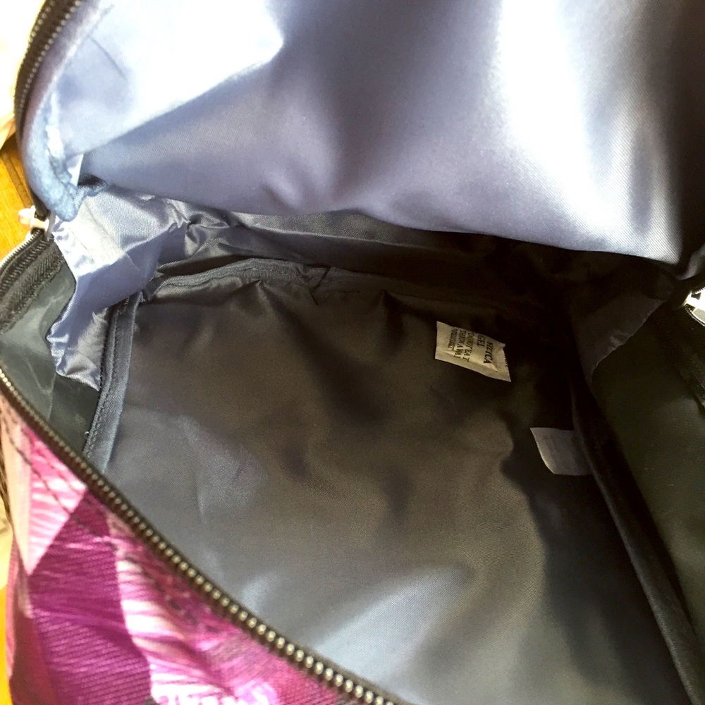 FILA MINI BACKPACK & POUCH SET - Picture 4 of 8
